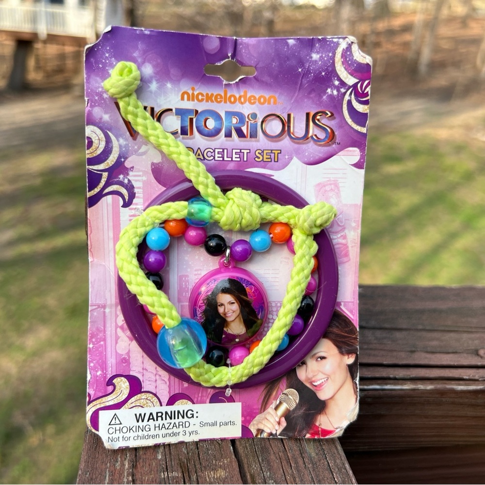 Nickelodeon Victorious Bracelet Set + Necklace Set 2012 Viacom Kidcore Jewelry - Picture 2 of 16